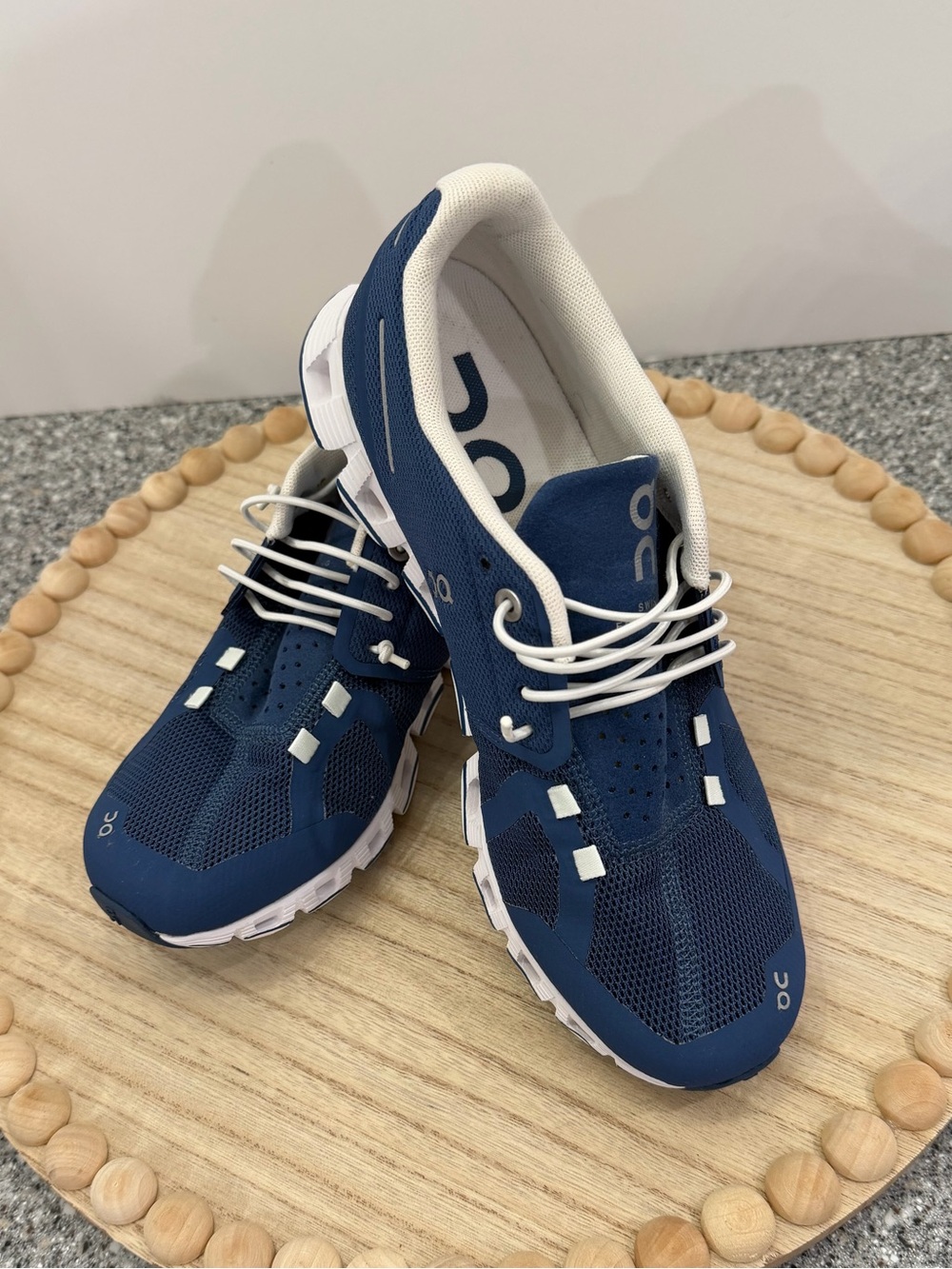 On Cloud 5 Women’s 7.5 Denim White Running Walking Shoes Sneakers